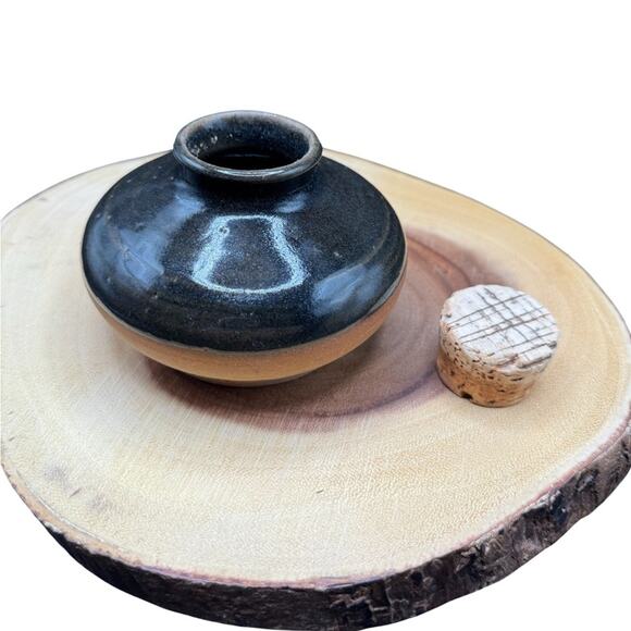 Mid century 1960s SIGNE PERSSON MELIN Vase: Scandinavian pottery - Picture 3 of 8